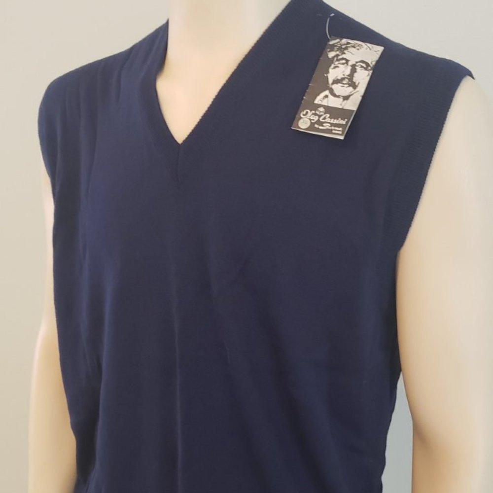 FINAL SALE Oleg Cassini men's navy sweater vest XL 1970s NOS